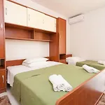 Apartment Ana