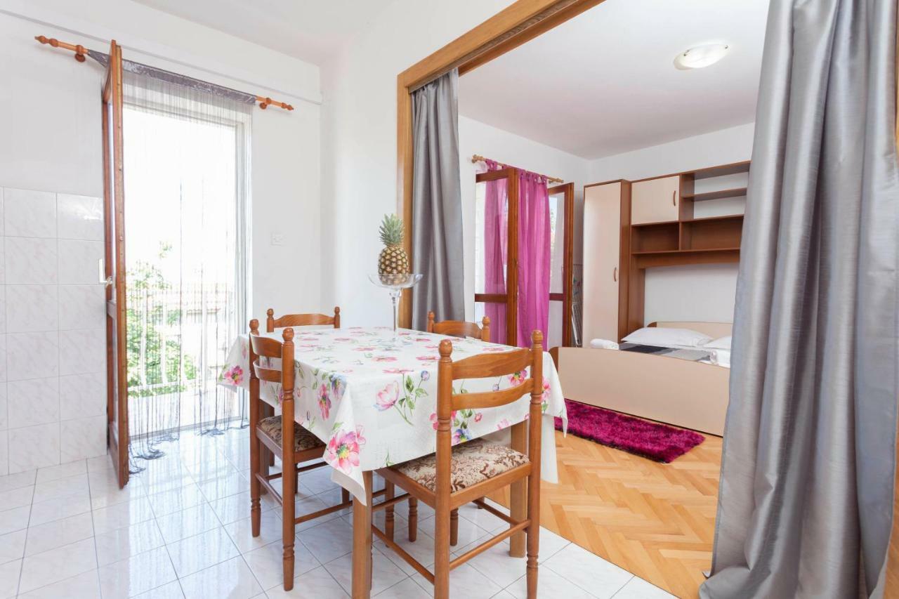 Apartman Ana *