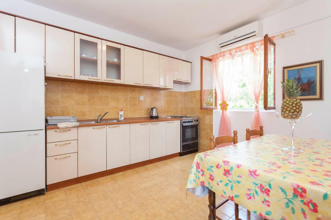 Ana Apartman Makarska